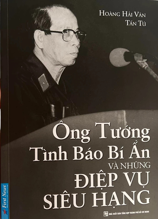 Diep-vien-Pham-Xuan-An-va-Ong-tuong-tinh-bao-bi-an-Nhung-diep-vu-sieu-hang
